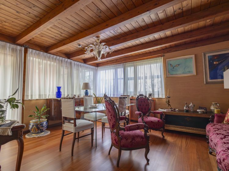 Quadrilocale in vendita, viale Tommaso Campanella  90, Mater Domini, Catanzaro