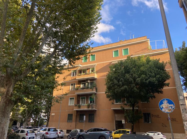Trilocale in vendita, Piazza Massa Carrara  1, Bologna, Roma
