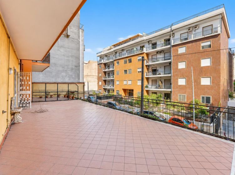 Appartamento in vendita, via Federico Ciccaglione  15, Borgo, Catania