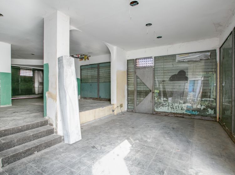 Negozio in affitto, via Eugenio Torelli Viollier  63, Pietralata, Roma