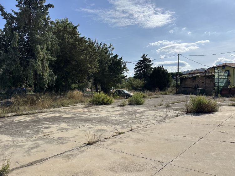 Capannone in vendita, via Pedine, Tollo