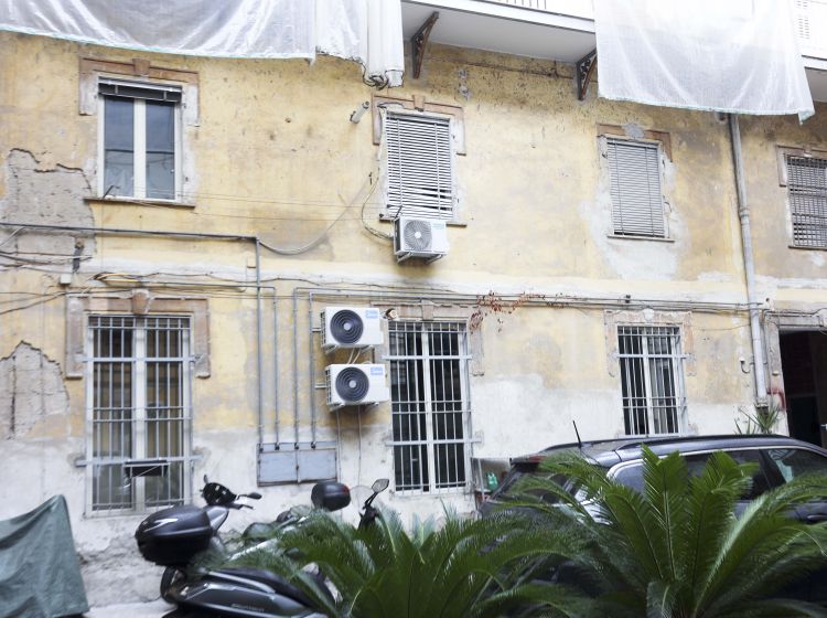Appartamento in vendita, Vico San Maria Ad Agnone  18, Centro, Napoli
