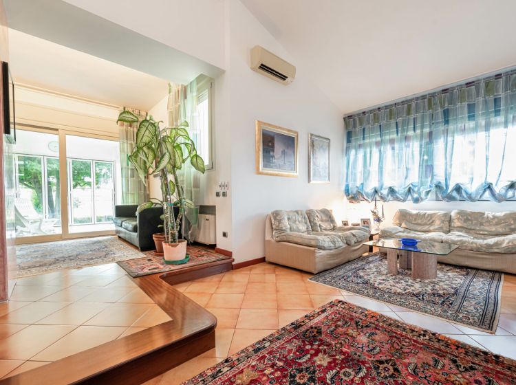 Villa in vendita, via Risorgimento  241, Vo&#039;