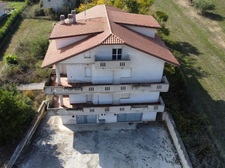 Villa in vendita, via Archimede  61, Sant&#039;egidio Alla Vibrata