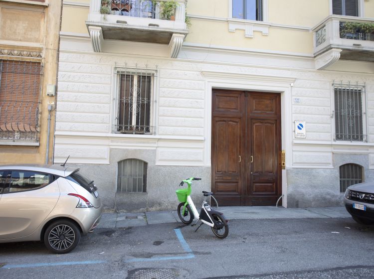 Trilocale in vendita, via Martiri della Libertà  32, Gran Madre, Torino