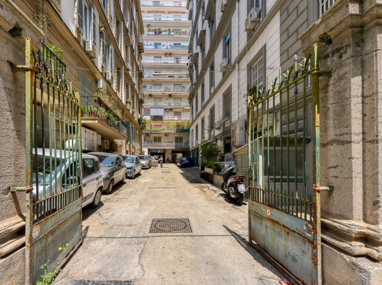 Bilocale in affitto, via del Parco Margherita, Chiaia, Napoli
