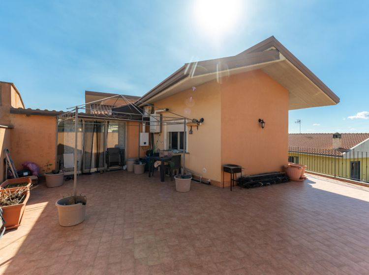 Attico in vendita, via Etna  19, Camporotondo Etneo