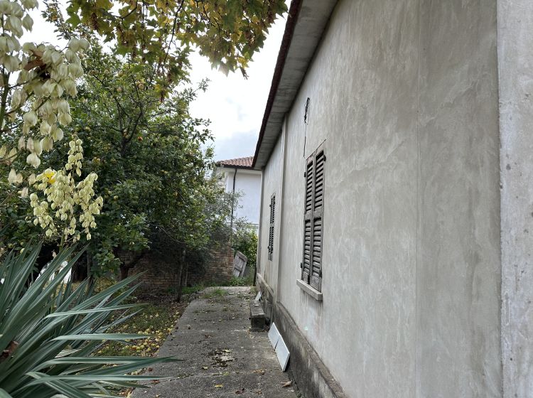 Villa in vendita, via Croce Vecchia  78, Tollo