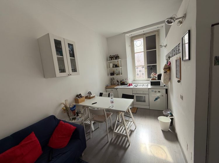 Bilocale in affitto, viale Bligny  39, Porta Romana, Milano