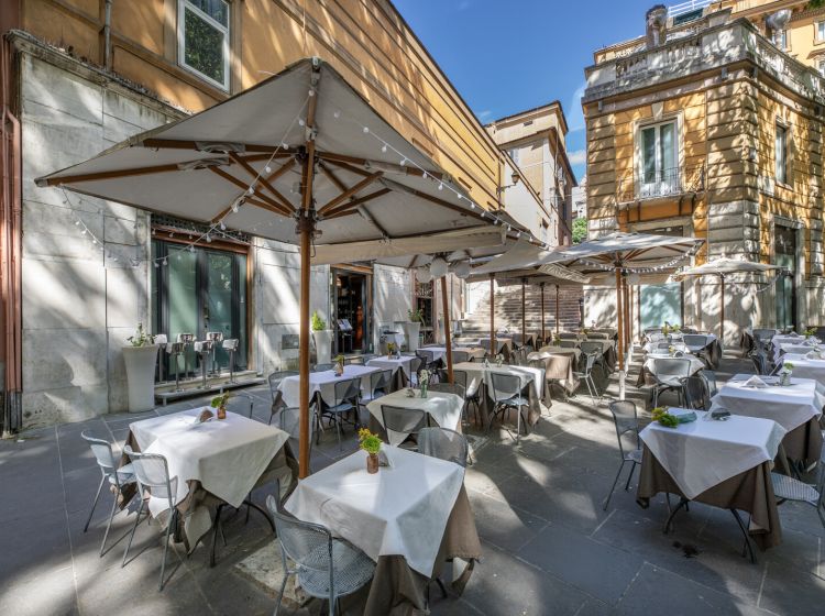 Attività / Licenza in vendita, via Vittorio Veneto  32, Centro Storico, Roma