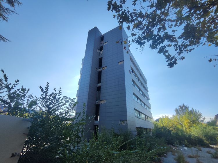 Stabile o palazzo in vendita, via Alfieri Maserati  7, San Donato, Bologna