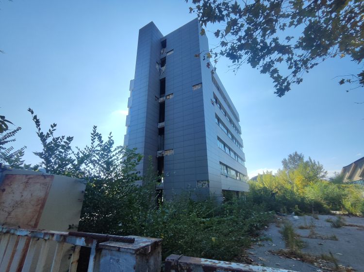 Stabile o palazzo in vendita, via Alfieri Maserati  7, San Donato, Bologna