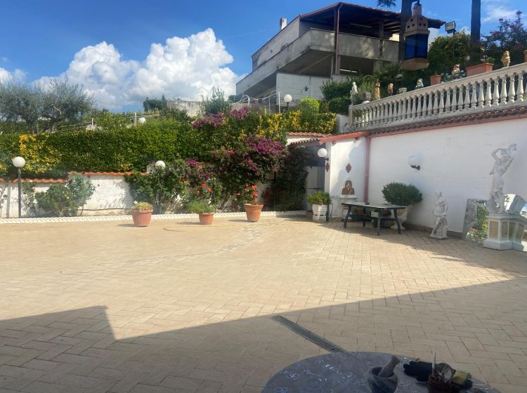 Villa in vendita, via G. Donizetti  31, Zagarolo
