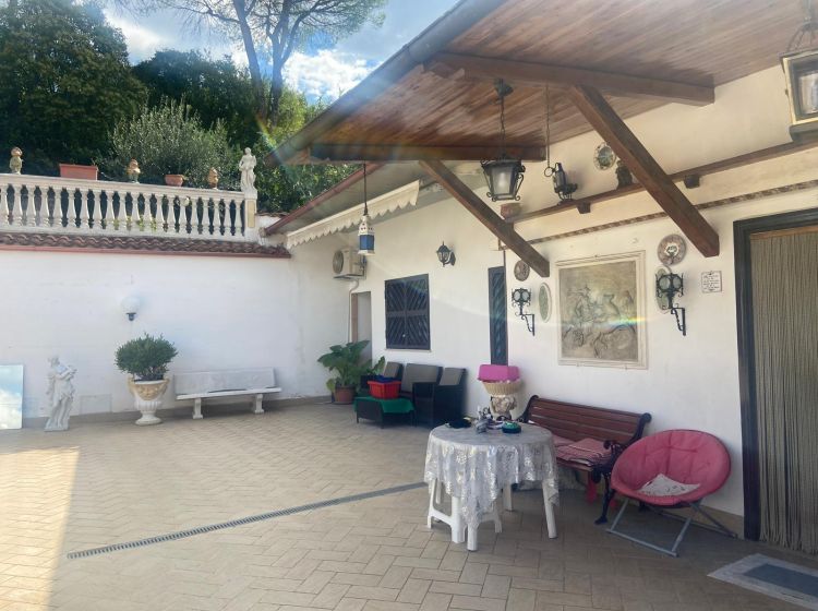 Villa in vendita, via G. Donizetti  31, Zagarolo
