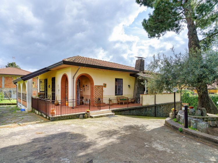 Villa in vendita, via G. Sciuti  10, Mascalucia