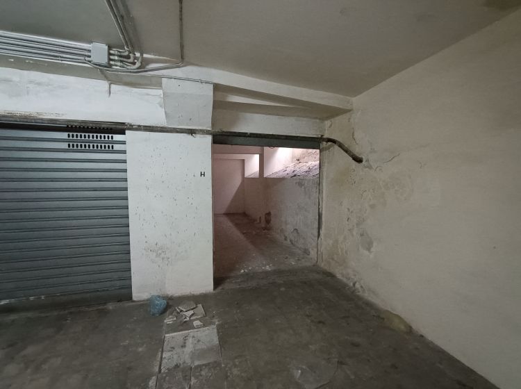 Box / Garage in vendita, via Paolo Bentivoglio  20, Borgo, Catania