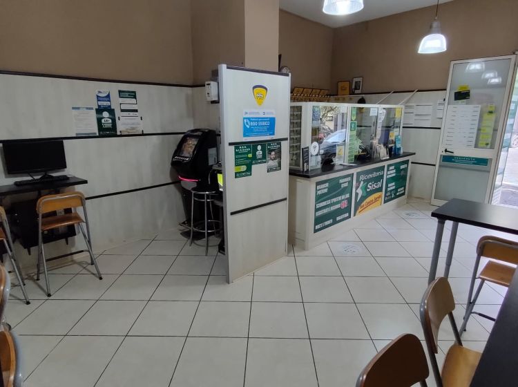 Attività / Licenza in vendita, Piazza Roma, Piedimonte Matese