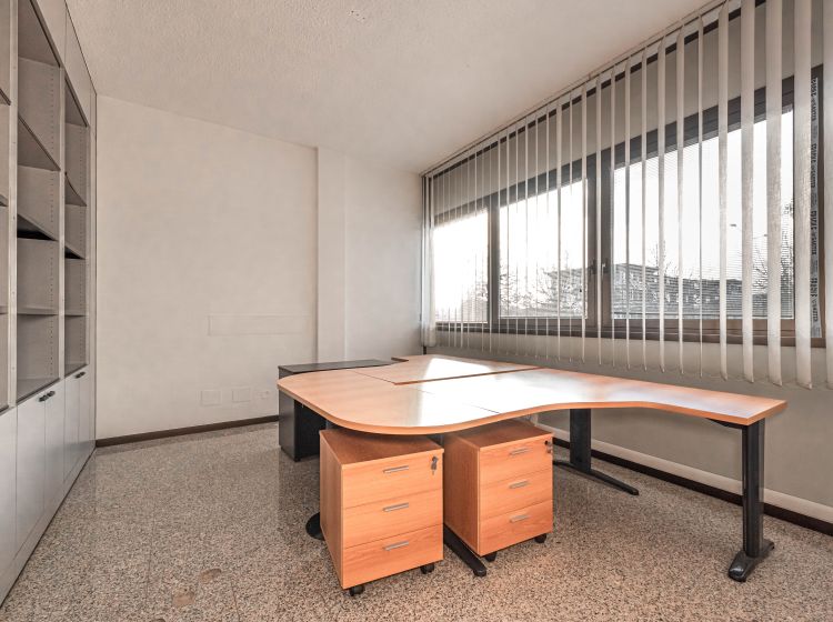 Ufficio in vendita, via Lisbona  10, Camin, Padova