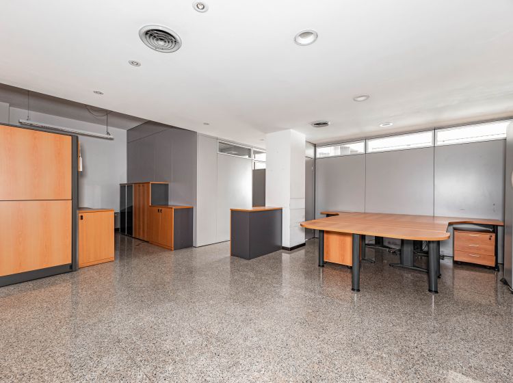 Ufficio in vendita, via Lisbona  10, Camin, Padova