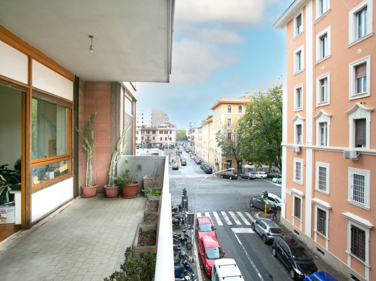 Trilocale in vendita, via Panfilo Castaldi  9, Trastevere, Roma