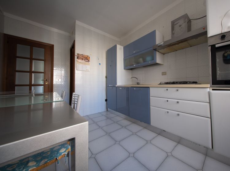 Quadrilocale in vendita, via Budapest  10, Sassari