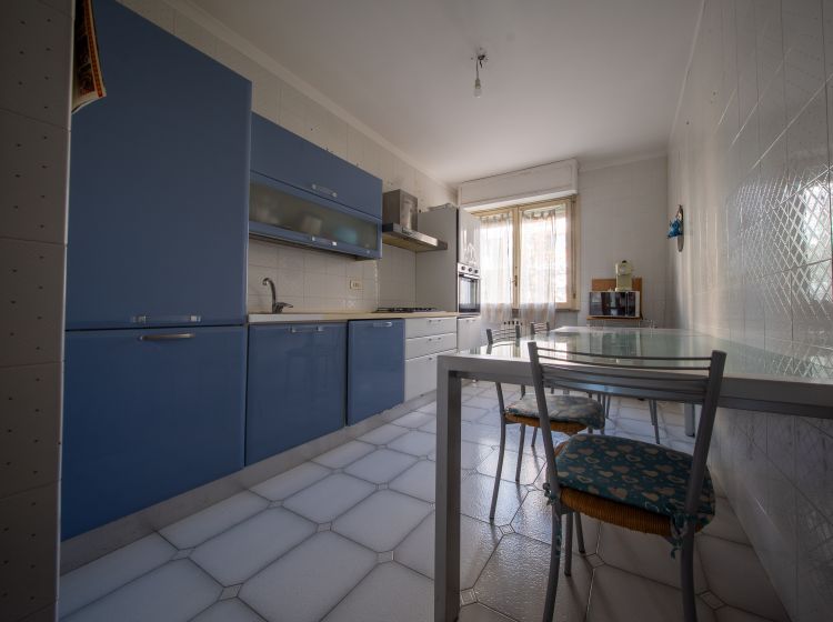 Quadrilocale in vendita, via Budapest  10, Sassari