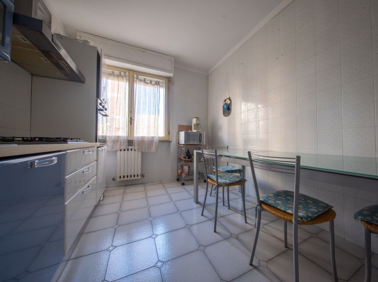 Quadrilocale in vendita, via Budapest  10, Sassari