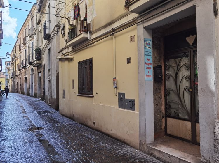 Monolocale in vendita, via Giuseppe Poerio, Centro Storico, Catanzaro