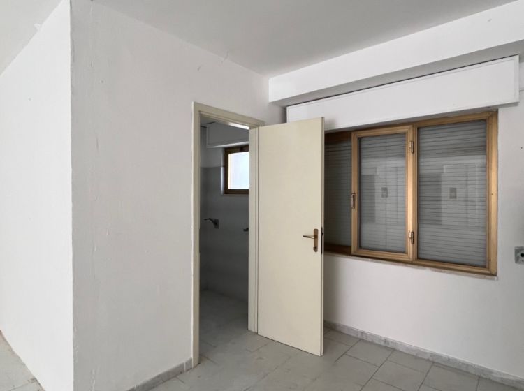 Negozio in vendita, via Aurelio Saffi, Trepuzzi