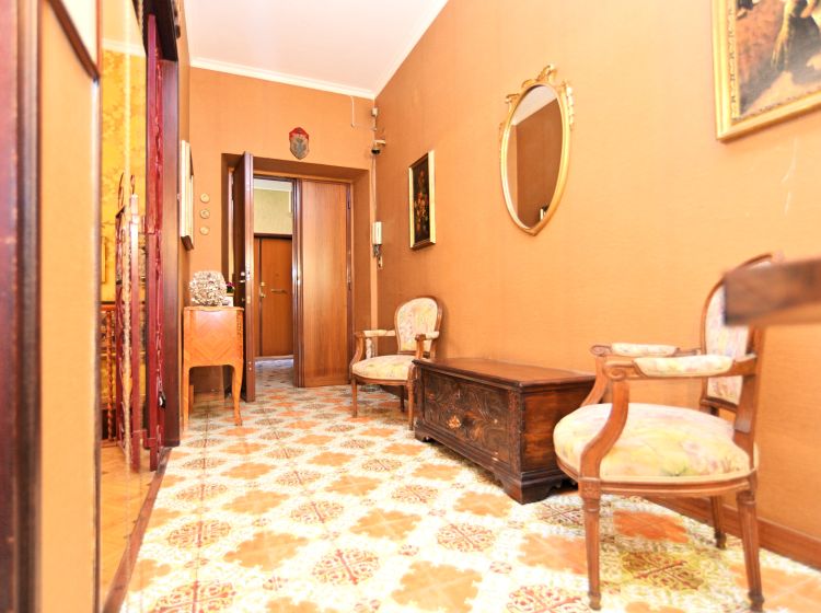 Appartamento in vendita, via Cilicia  53, San Giovanni, Roma