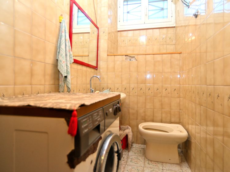 Monolocale in vendita, via Cilicia  53, San Giovanni, Roma