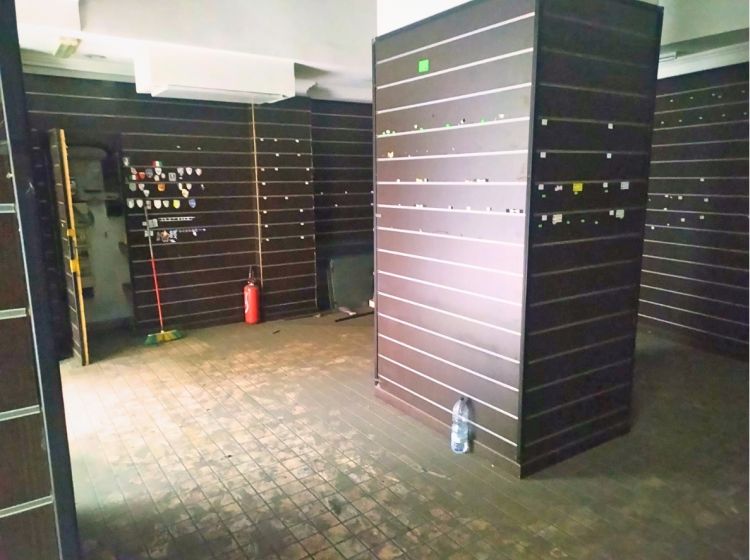 Negozio in affitto, via Nazionale  180, Centro Storico, Roma