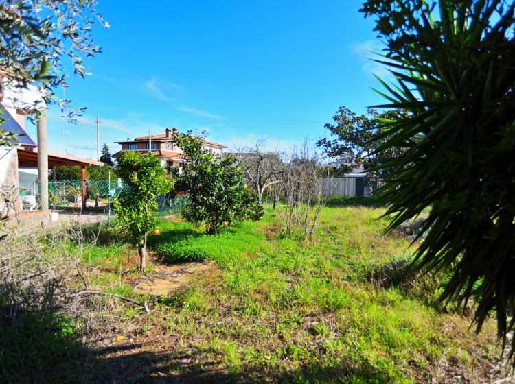 Terreno residenziale in vendita, via Genio Civile, Campodicarne, Aprilia