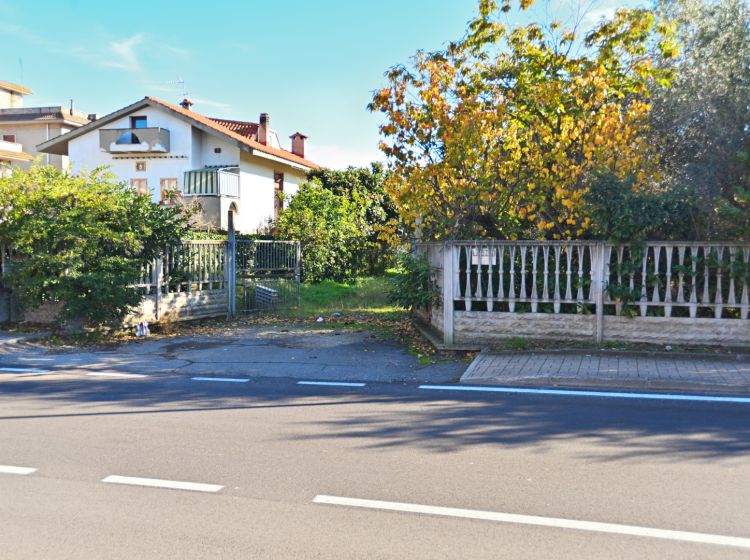 Terreno residenziale in vendita, via Genio Civile, Campodicarne, Aprilia