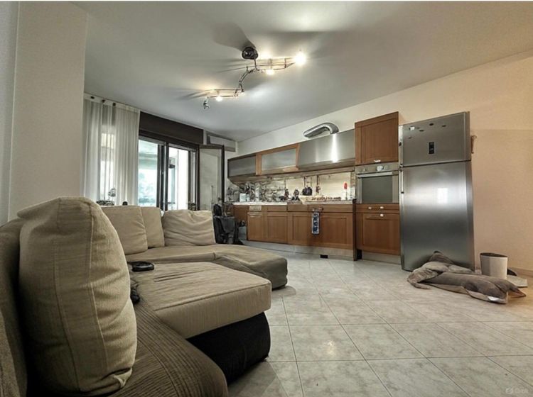 Trilocale in vendita, via Nicolò Zeno, Sottomarina, Chioggia