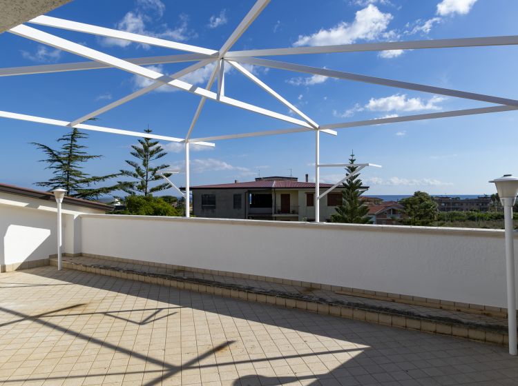 Attico in vendita, via Tommaso Campanella  8, Marina di Davoli, Davoli