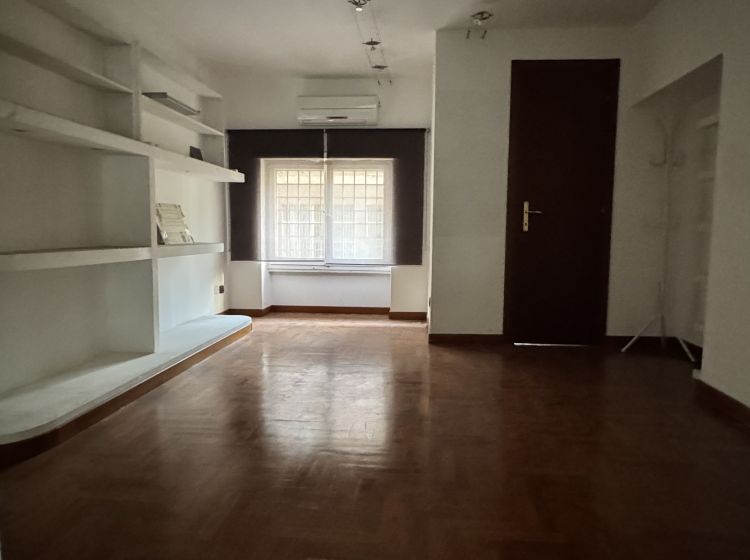 Negozio in vendita, via della Balduina  105, Balduina, Roma