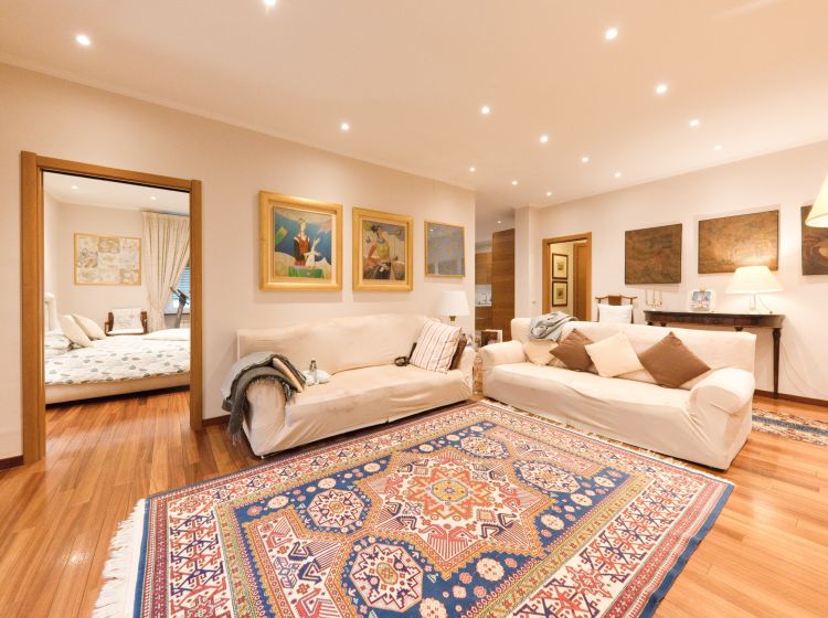 Trilocale in vendita, via Paolo Giacometti, San Fruttuoso, Genova