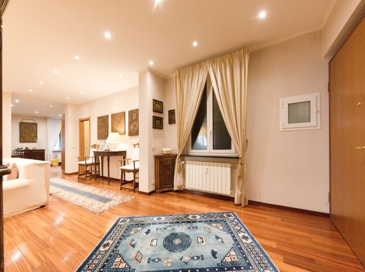 Trilocale in vendita, via Paolo Giacometti, San Fruttuoso, Genova