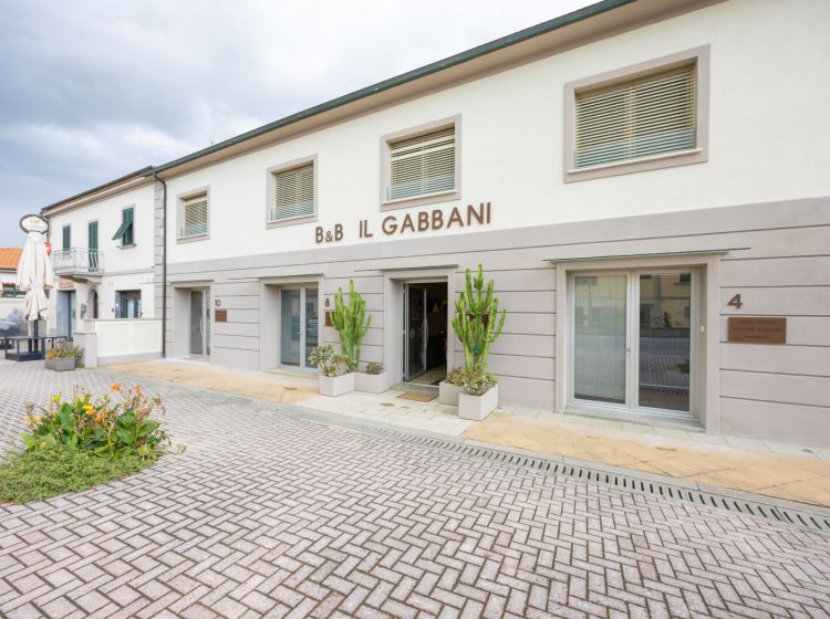 Stabile o palazzo in vendita, via Aurelia Nord  6, La California, Bibbona