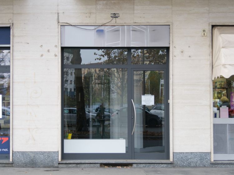 Negozio in affitto, Corso Lione  66, Torino