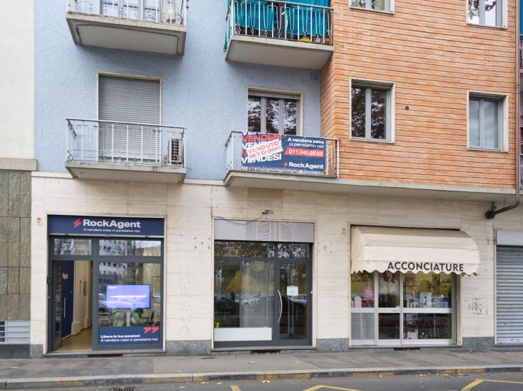 Negozio in affitto, Corso Lione  66, Torino