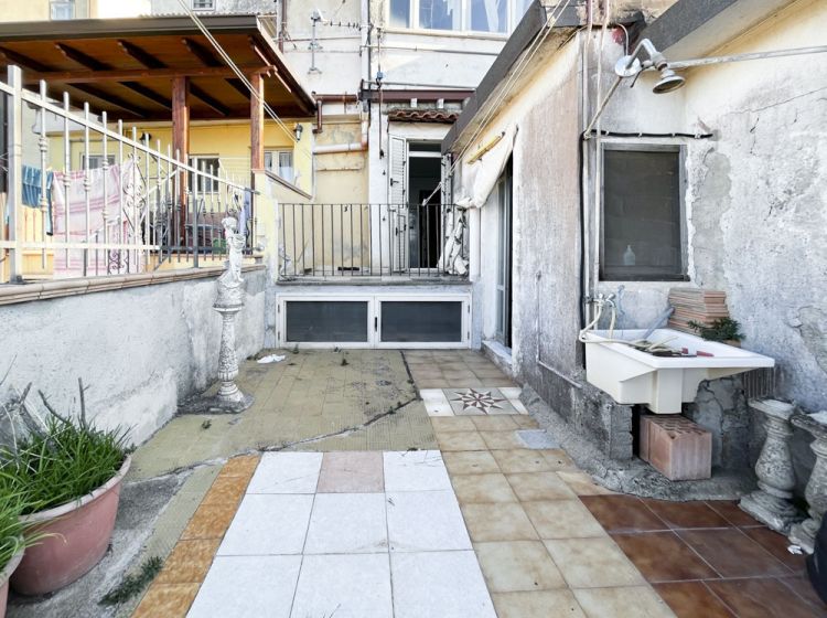 Quadrilocale in vendita, Largo Piano Grande, Centro Storico, Catanzaro