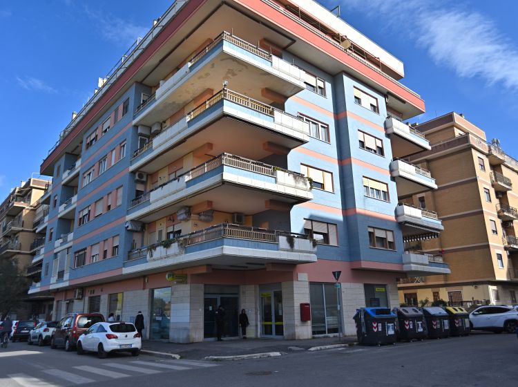 Bilocale in vendita, via Alcide Pedretti  68, Lido di Ostia, Roma