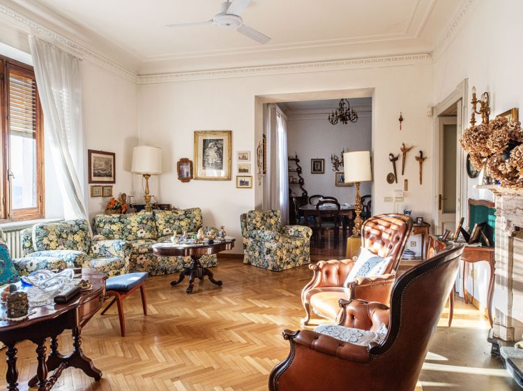 Villa in vendita, via IV Novembre  5, Varzi