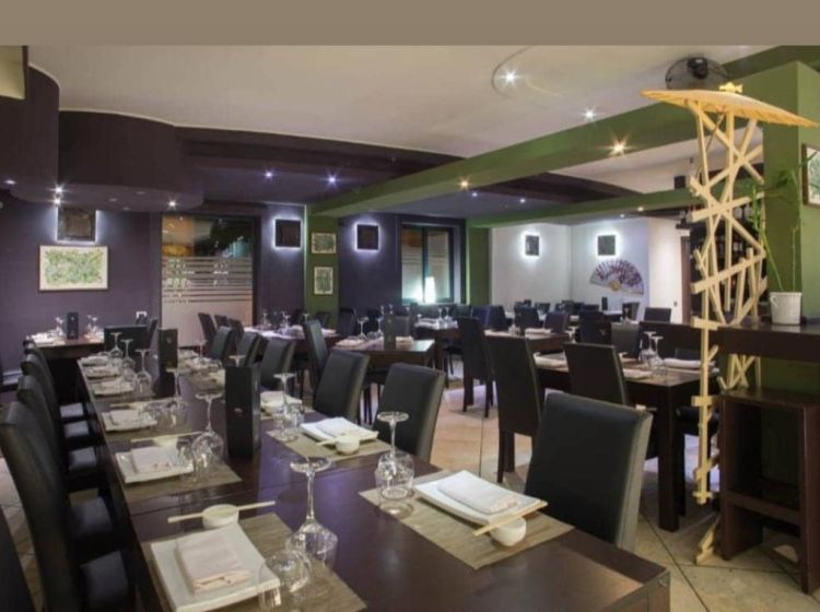 Attività / Licenza in vendita, Piazza Cesare Terranova, Parabita