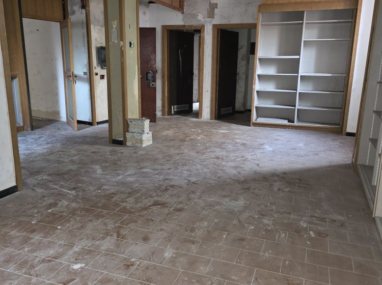 Ufficio in vendita, via Giacomo Matteotti  29, Pozzuoli