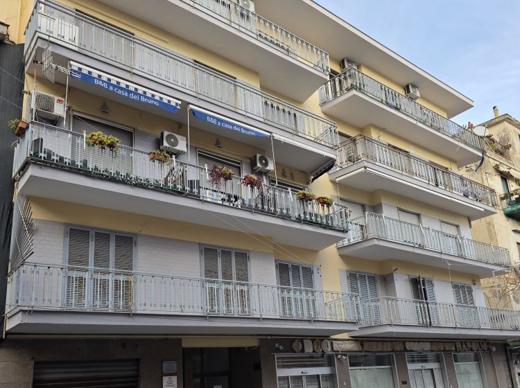 Ufficio in vendita, via Giacomo Matteotti  29, Pozzuoli