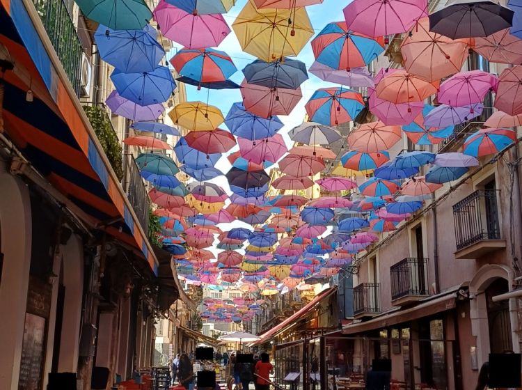 Negozio in affitto, via Gisira  54, Centro Storico, Catania