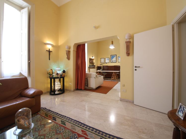 Stabile o palazzo in vendita, via Bari, Brindisi